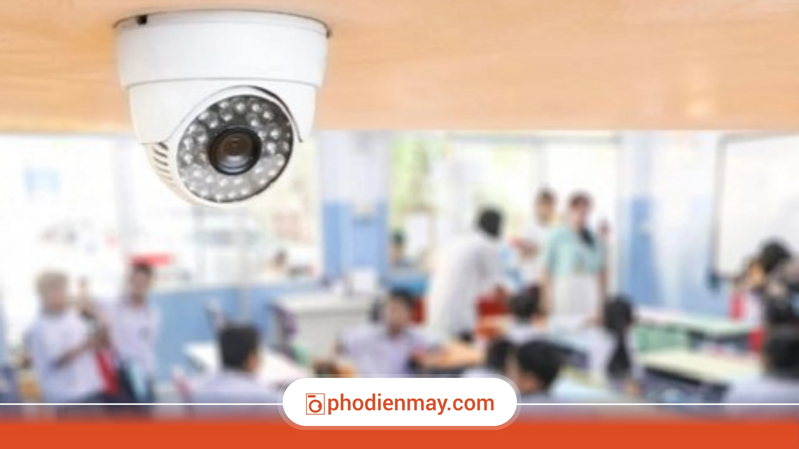 camera lớp học