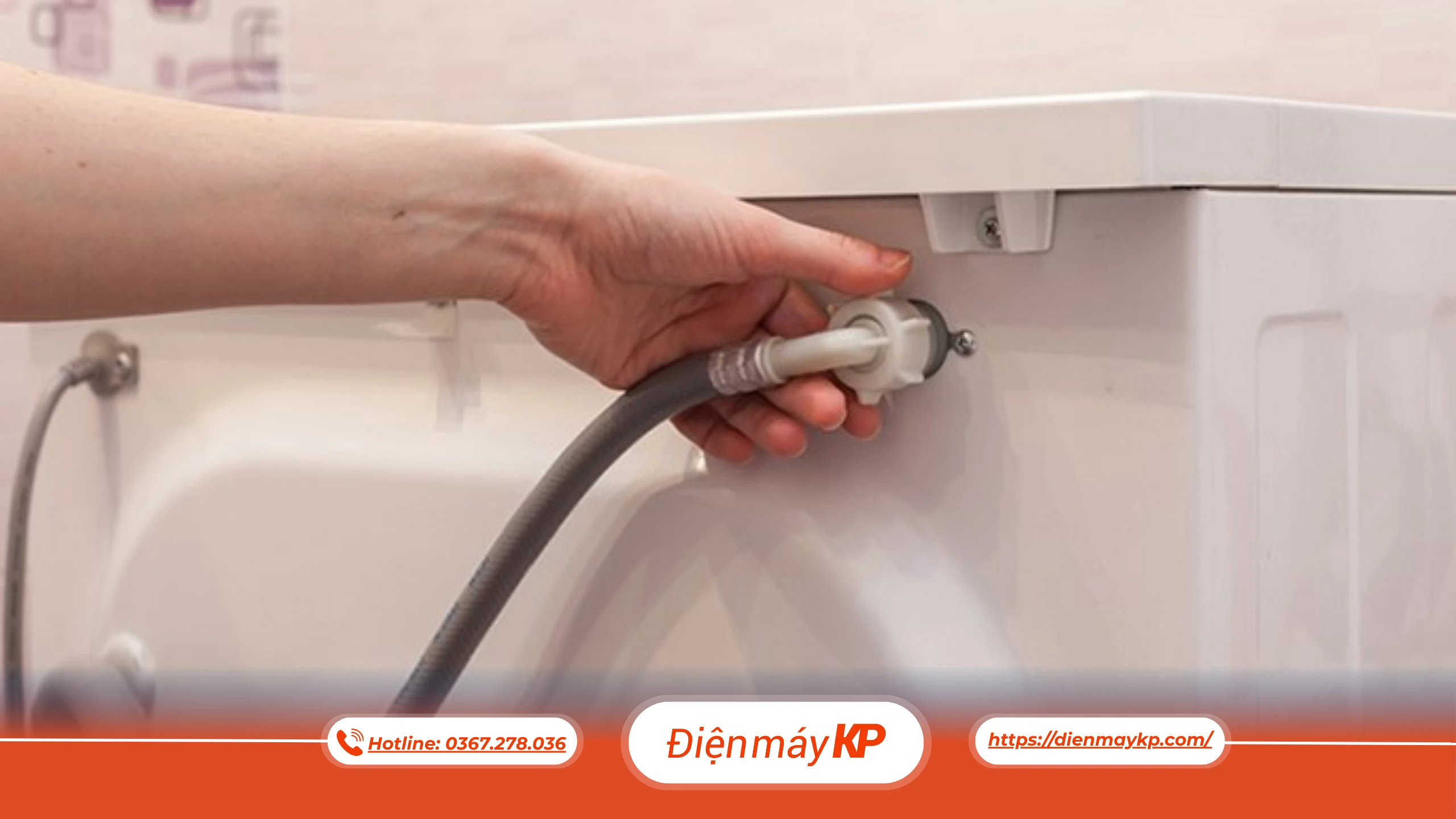 Dây Cấp Nước Bị Nứt Hoặc Phồng