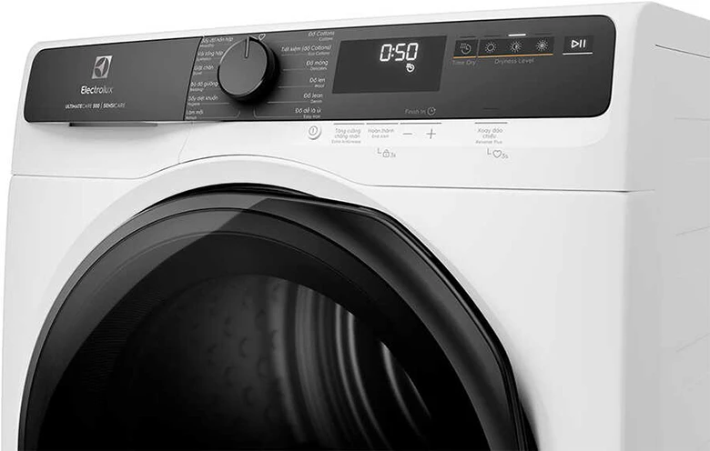 Máy sấy bơm nhiệt Electrolux 8 kg EDH803J5WC - Bảng điều khiển giao diện hiện đại